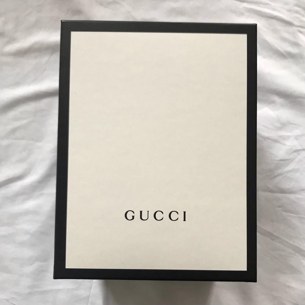 Gucci Black/White Box